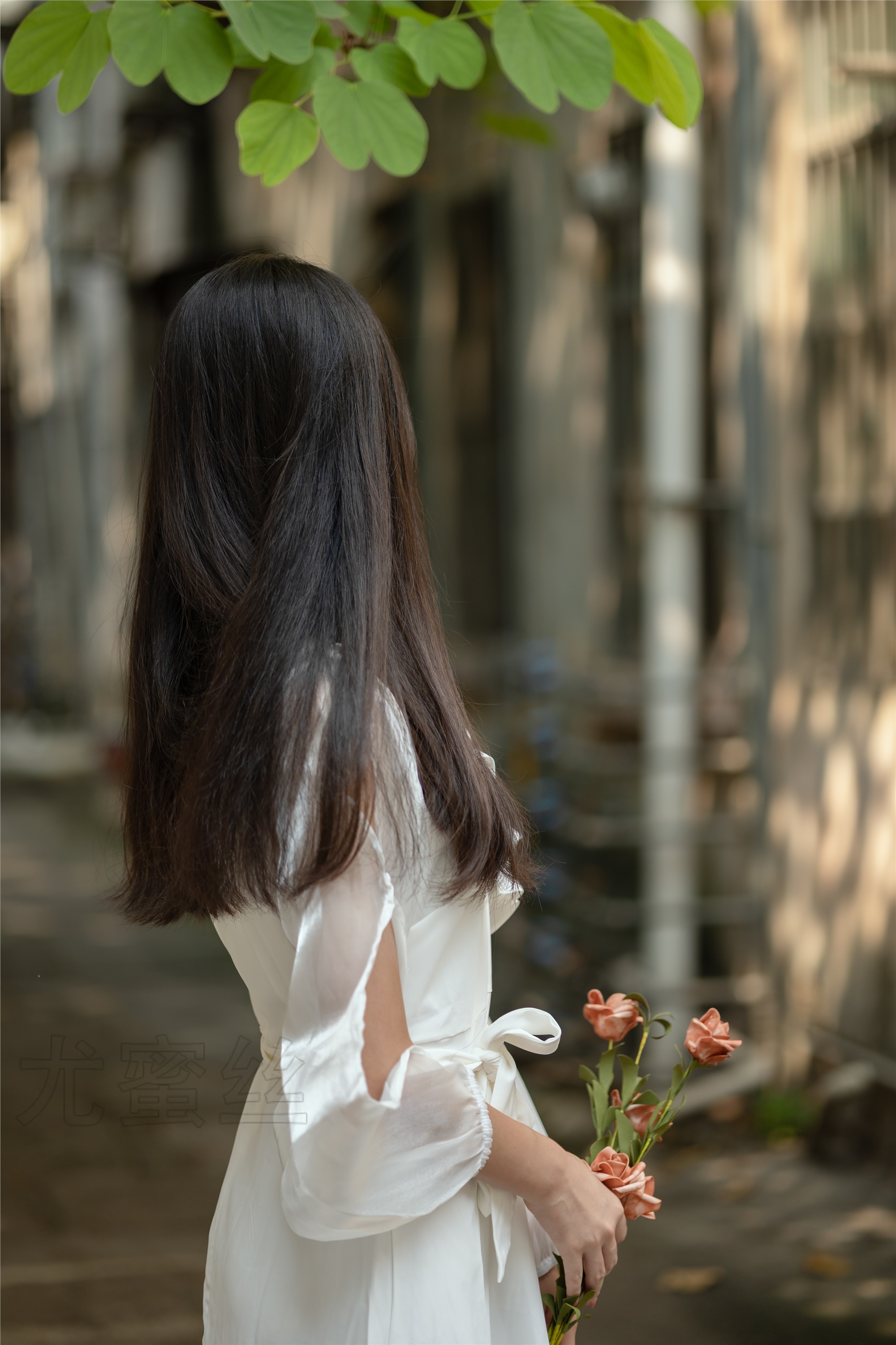 尤蜜丝 穿搭写真 NO.060